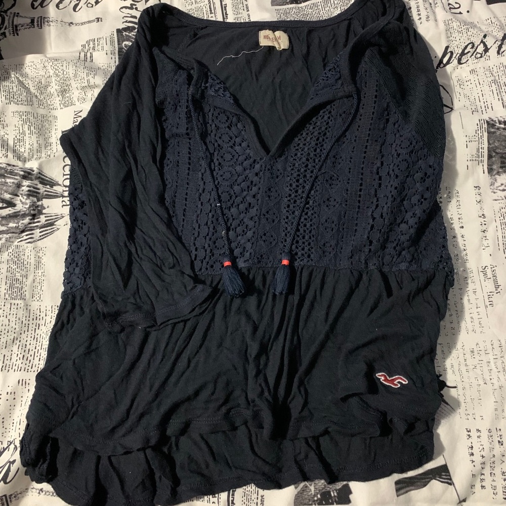 Hollister 3/4 sleeve with lace mesh - Size M